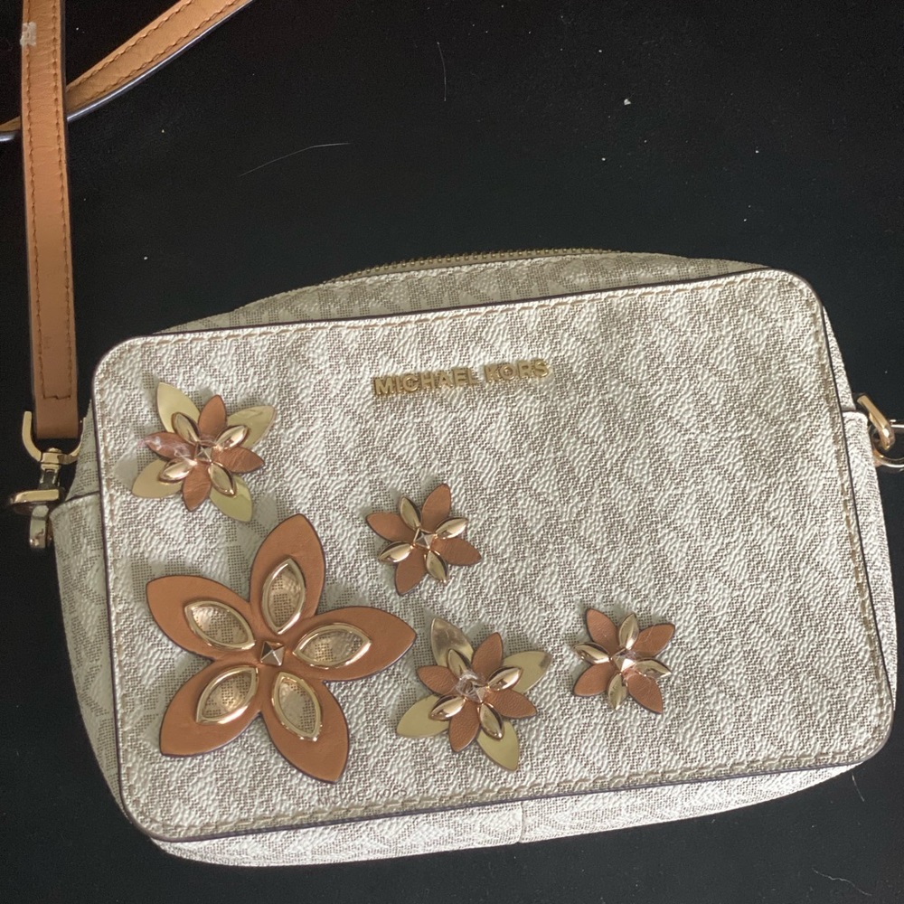 Michael Kors crossbody